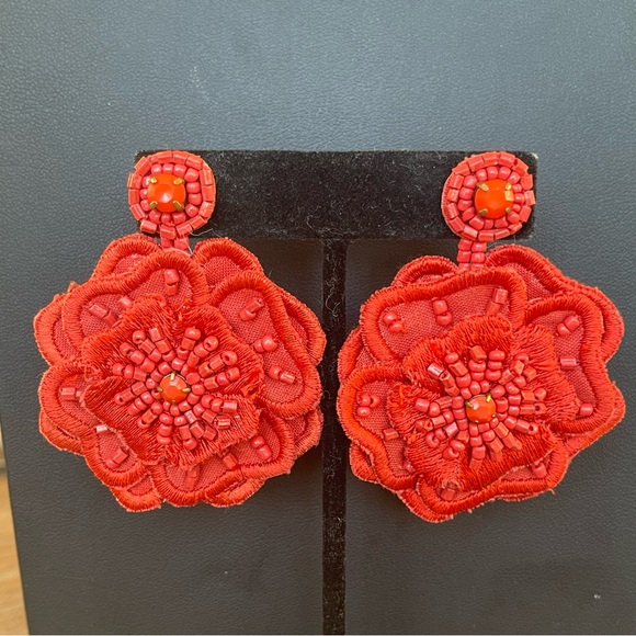 Stella & Dot Ella Grace Earrings Red Fabric Glass Beads Signed Pierced Boho - Picture 4 of 7